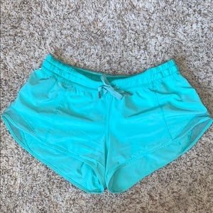 Brand new lululemon shorts size 6